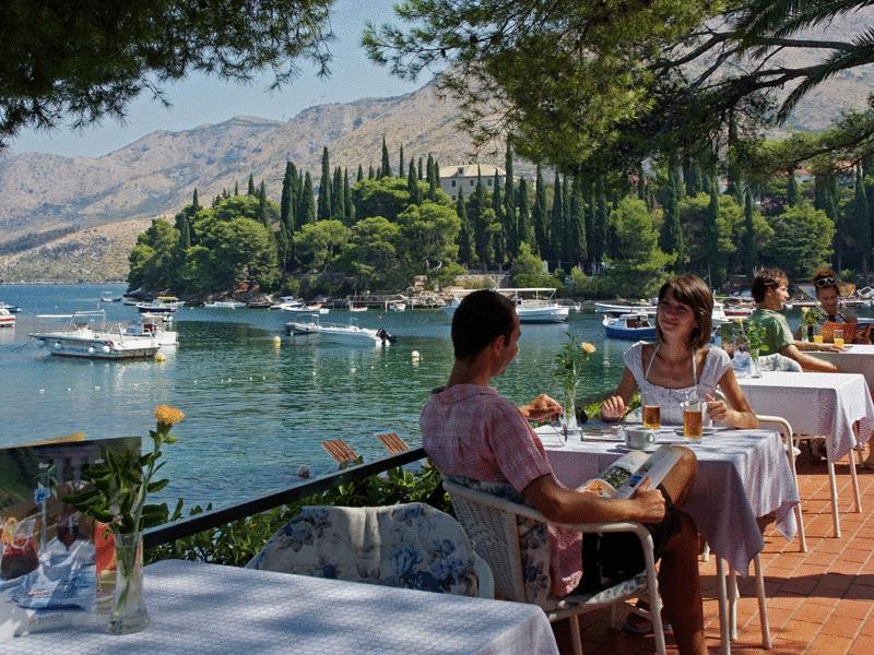 Hotel Cavtat Restoran fotoğraf